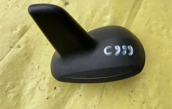 Mercedes-Benz C AMG W204 Aerial GPS antenna A2048208275