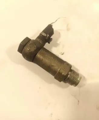 Volvo XC90 Fuel pressure sensor 