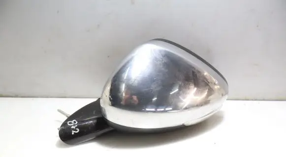 Front door electric wing mirror