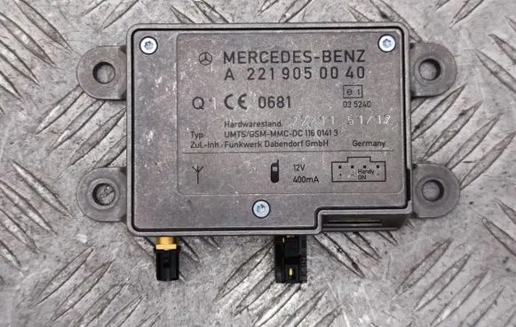 Mercedes-Benz S W221 Aerial antenna amplifier A2219050040
