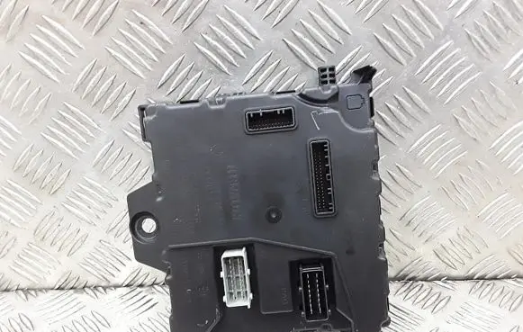 Mercedes-Benz Citan W415 Engine control unit/module 275708552r