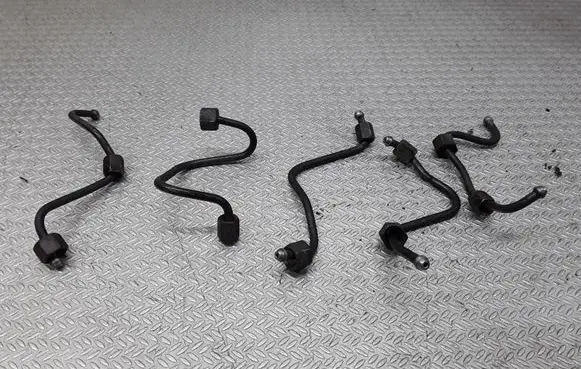 Peugeot 206 Fuel injector supply line/pipe 