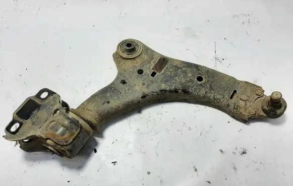 Front lower control arm/wishbone