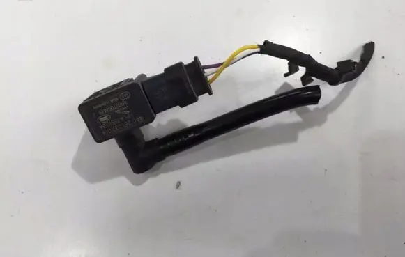 Jaguar XE Vacuum valve HPLA75510BA