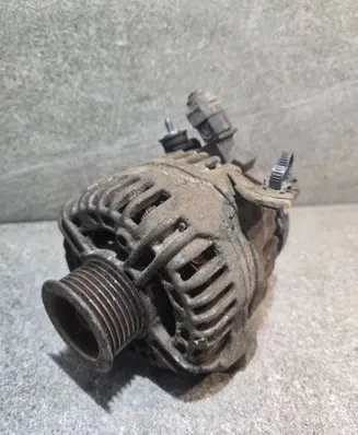 Toyota Avensis T250 Generator/alternator 0124325085 270600H070F
