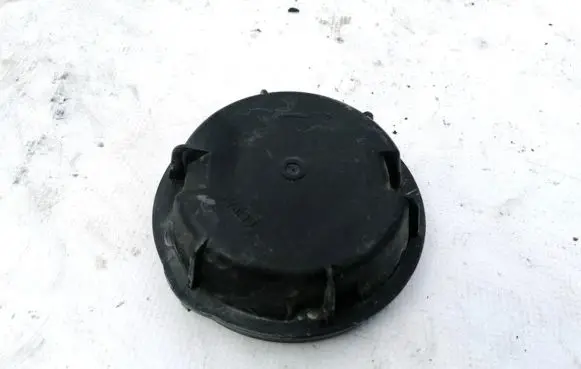 Peugeot 807 Headlight/headlamp dust cover 88204985