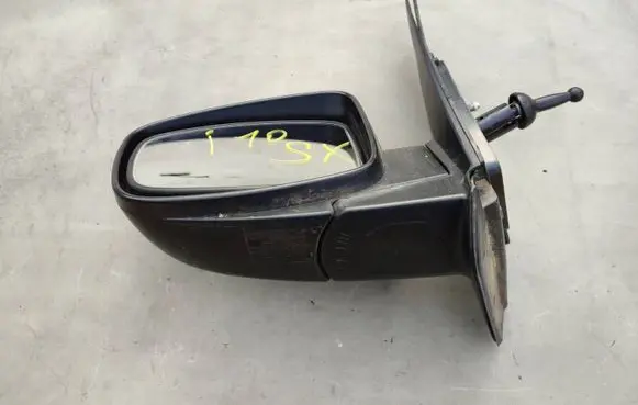 Hyundai i10 Front door electric wing mirror 50051001 E4022717 E4032717