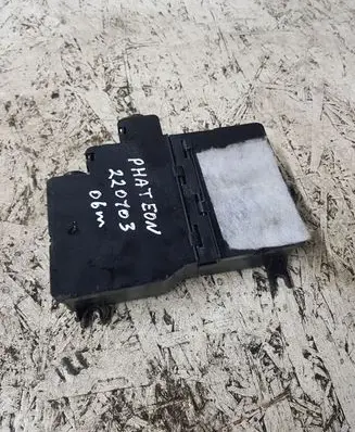 Volkswagen Phaeton Fuse module 3D0937576