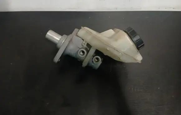 Volvo S80 Master brake cylinder 03350885571