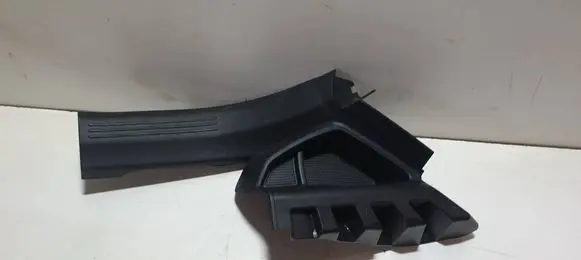 Rear sill trim cover