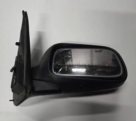 Nissan Primera Front door electric wing mirror E11015334 E1102333