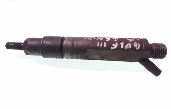 Volkswagen Golf III Fuel injector 028130201G