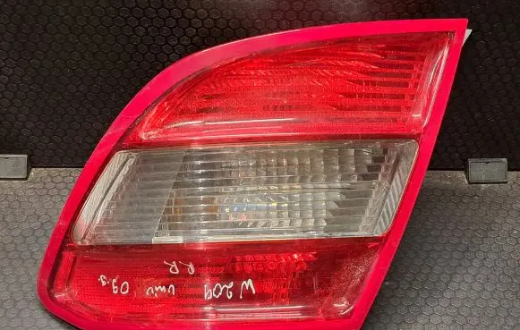 Mercedes-Benz C W204 Rear/tail lights 2048203864