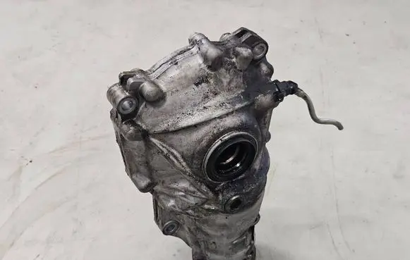 BMW X3 F25 Front differential 7567345