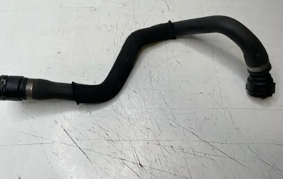 BMW X5 E53 Engine coolant pipe/hose 7789403