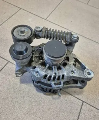 KIA Optima Generator/alternator 373002U000