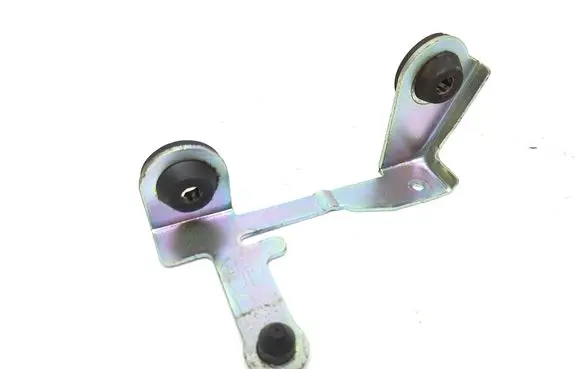 Nissan Rogue Air filter cleaner box bracket assembly 