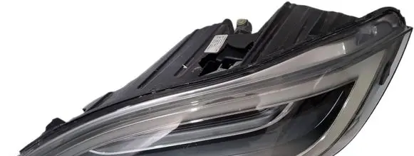 Tesla Model S Headlight/headlamp 105357400C 1053574 01062018