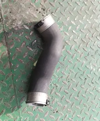 BMW 5 F10 F11 Intercooler hose/pipe 11279412 851650901 647030084