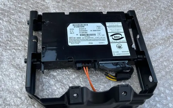 Volvo C70 Bluetooth control unit module 31282349 30752876AB