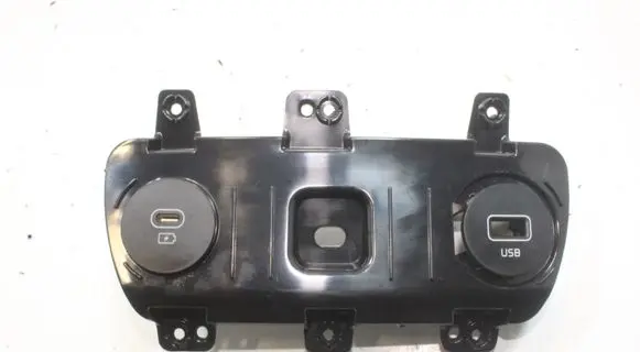 KIA EV6 USB socket connector 96125CV000 96123CV910