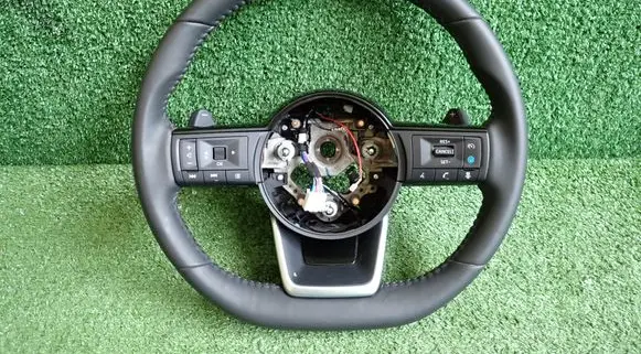 Nissan Qashqai J12 Steering wheel