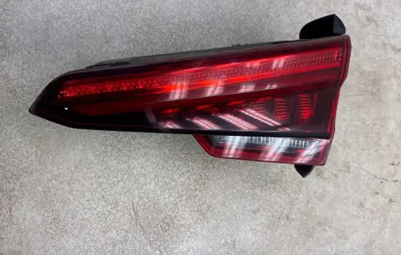 Audi A4 S4 B9 Tailgate rear/tail lights 8W5945094B