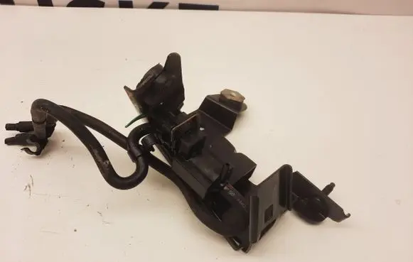 Jaguar XJ X351 Turbo solenoid valve AH22209054AA AW933490BC