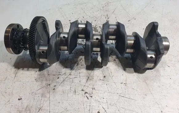 BMW 5 E60 E61 Crankshaft 9777797
