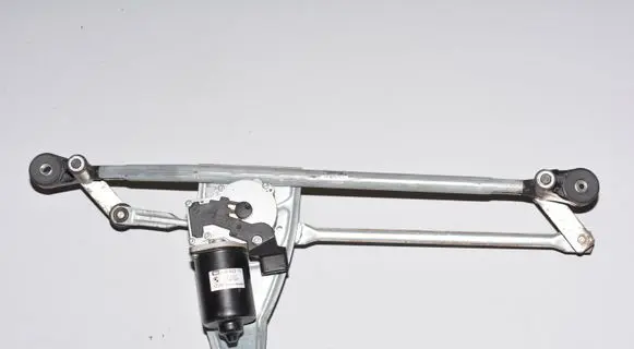 BMW X5 E53 Front wiper linkage and motor 7111536 6913007