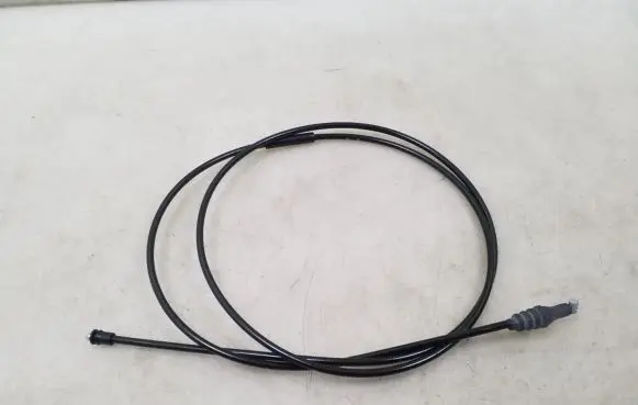 Engine bonnet/hood lock release cable