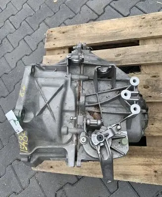 Mini One - Cooper F56 F55 Manual 6 speed gearbox 8671580