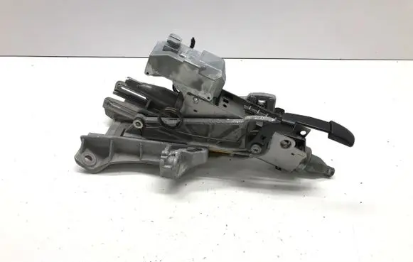 Steering wheel axle set