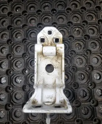 Renault Master III Loading door upper hinge 844000013R