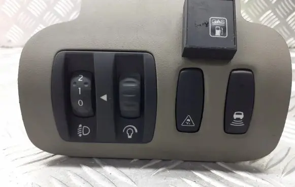 Renault Scenic II - Grand scenic II Headlight level height control switch 8200140985