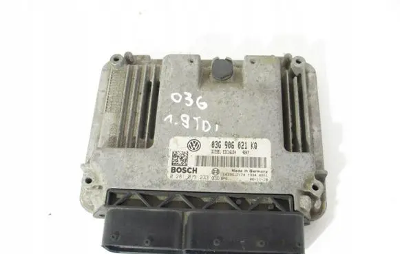 Volkswagen Golf V Engine control unit/module ECU Array