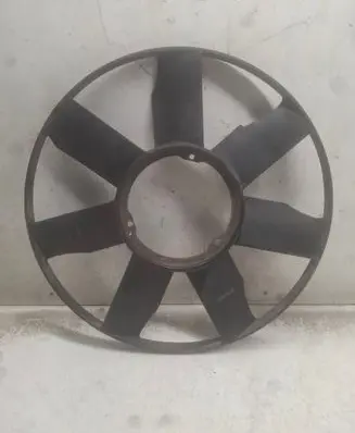 BMW 5 E39 Fan impeller 2243303