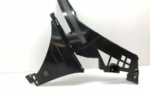 Mercedes-Benz CLA C118 X118 Front bumper mounting bracket A1188853501