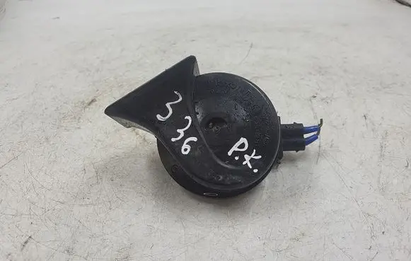Audi A4 S4 B5 8D Horn signal 