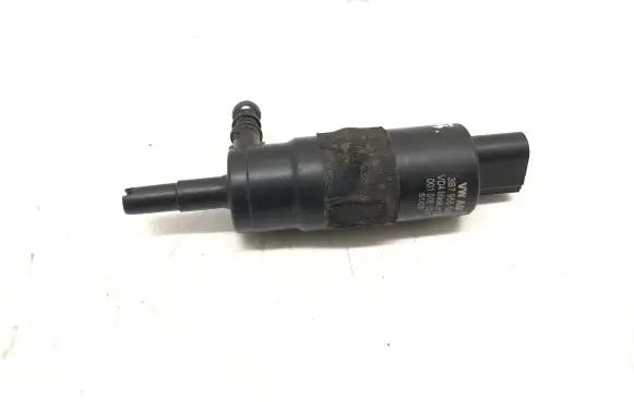 Audi A6 S6 C6 4F Headlight washer pump 3B7955681 0010162
