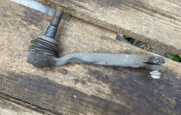 BMW 7 G11 G12 Steering tie rod end 2523232