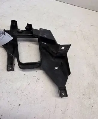 BMW 7 E65 E66 Headlight/headlamp mounting bracket 155185