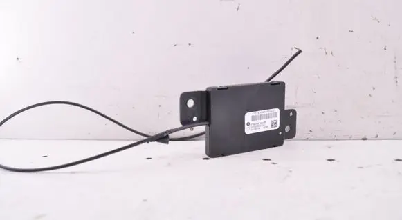 Chrysler Town u0026 Country V Keyless (KESSY) go control unit/module P68069728AB