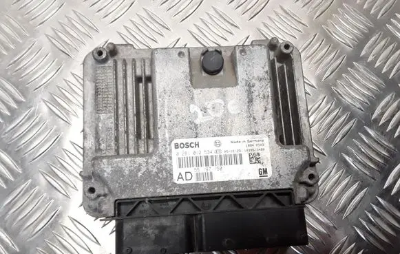 Opel Zafira B Engine control unit/module 0281012534 55197150