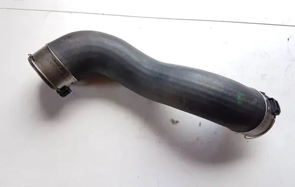 Intercooler hose/pipe