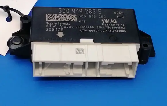 Audi A3 S3 8V Parking PDC control unit/module 5Q0919283E