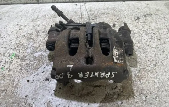Mercedes-Benz Sprinter W906 Front brake caliper