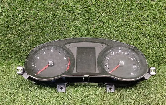 Volkswagen Jetta VI Speedometer (instrument cluster) 5C6920955A
