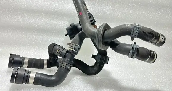 Audi A4 S4 B8 8K Engine coolant pipe/hose 8K1819350AL 1J0819809 8K081935H