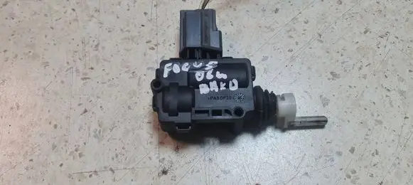 Ford Focus Fuel tank cap lock 
